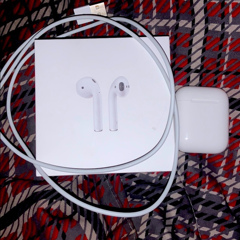 AirPods With Charger And Box